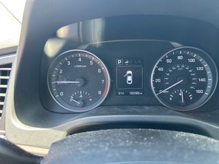 2018 Hyundai Elantra SEL - Interior Dashboard With Vehicle Running Image